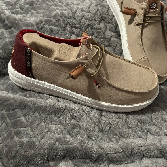 Hey dude Women's Wendy Chambray Boho Canvas Shoes - Picture 6 of 6